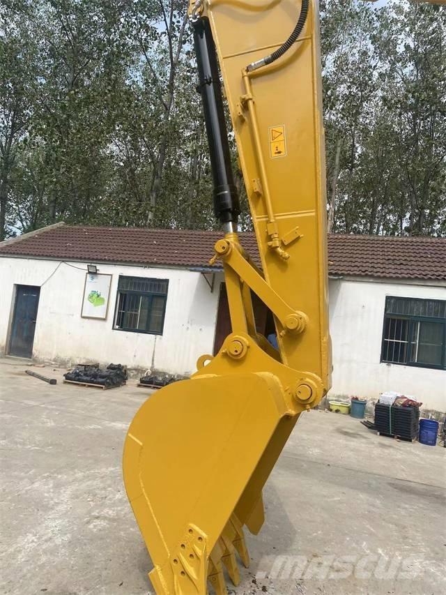 CAT 320D2 Bagri goseničarji