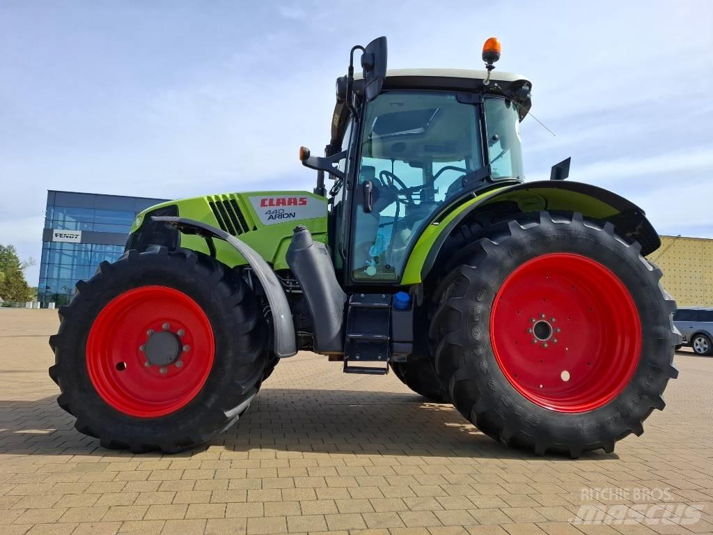 CLAAS Arion 440 CIS Traktorji