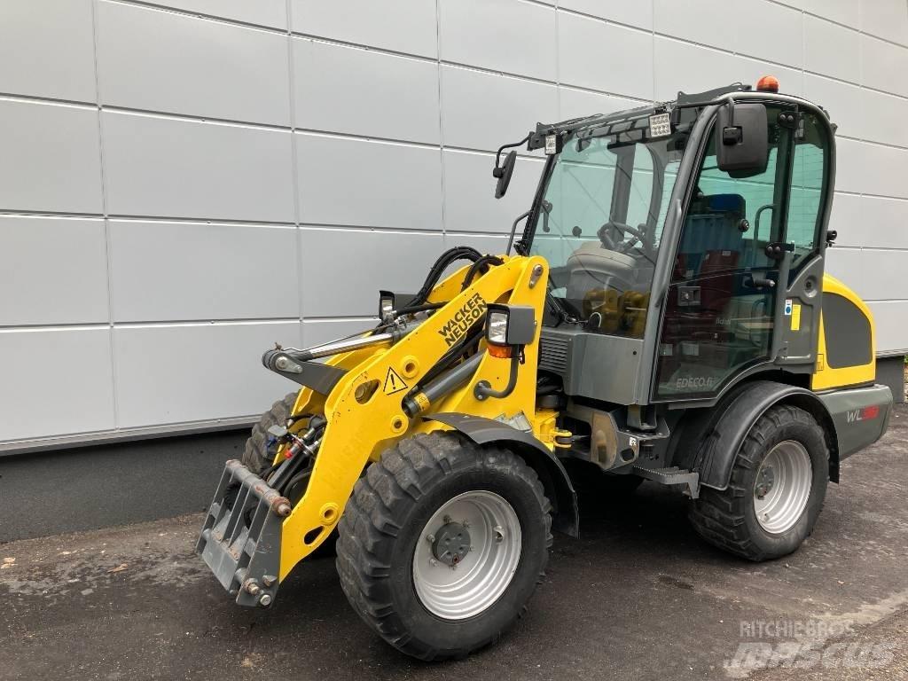 Wacker Neuson WL 38 Kolesni nakladalci
