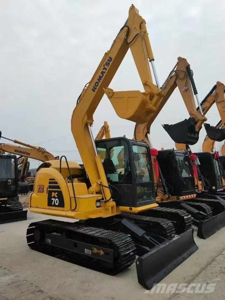 Komatsu 70-8 Bagri goseničarji