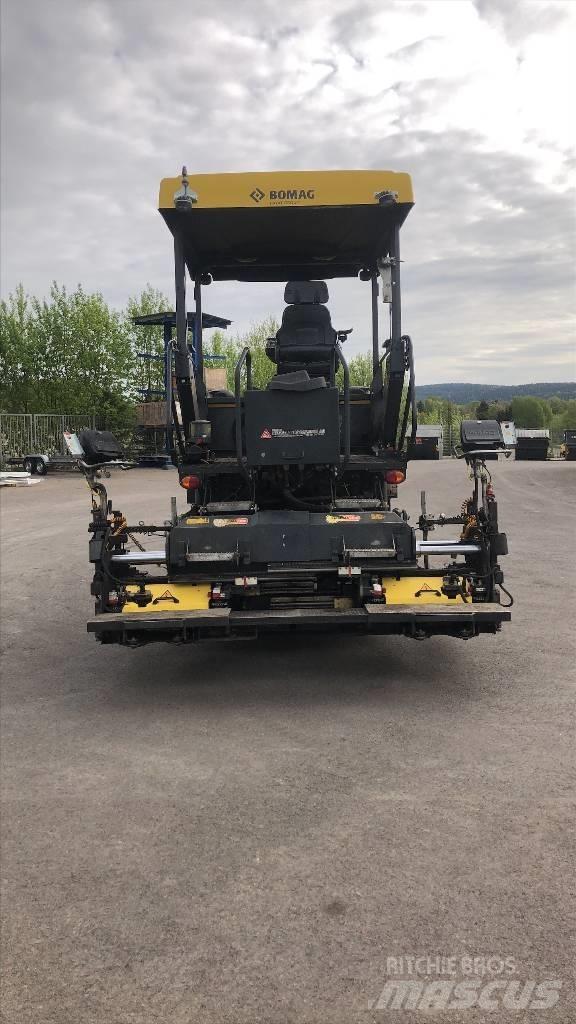 Bomag BF 300 P-2 Asfaltni finišerji