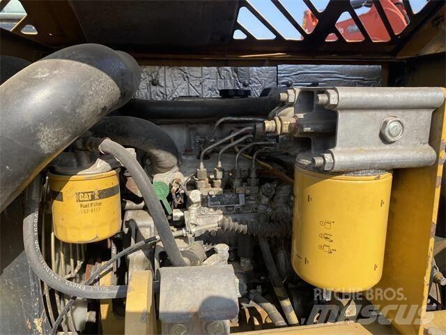CAT 307D Bagri goseničarji