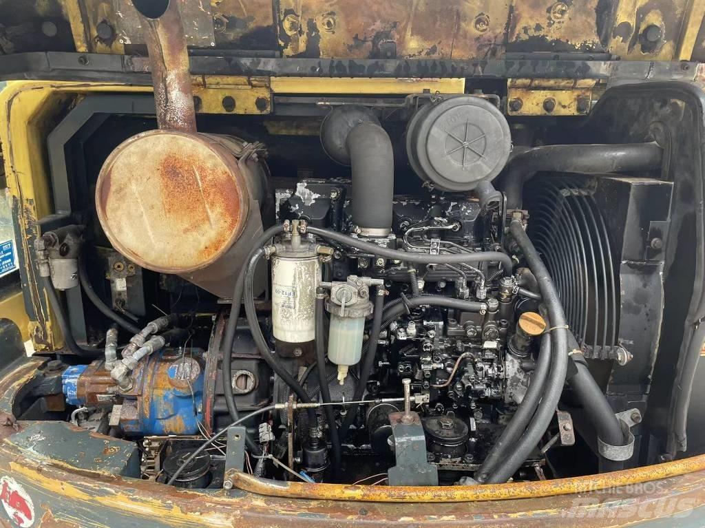 Hyundai R60-9 Bagri goseničarji