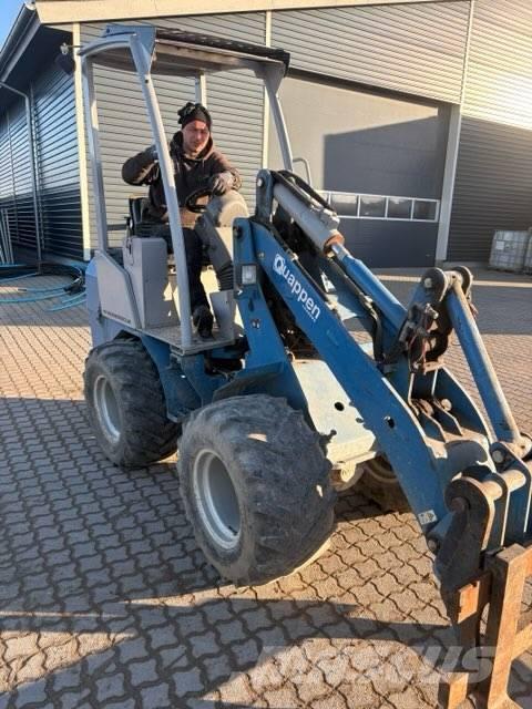  Q Load Q27 Kolesni nakladalci