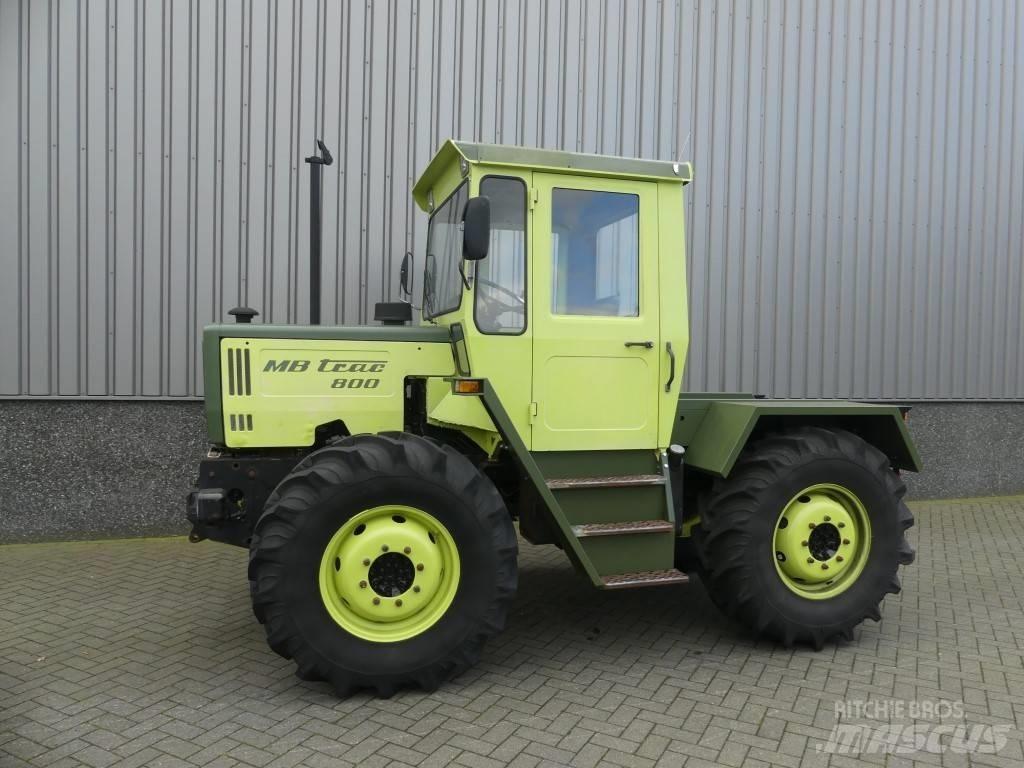 Mercedes-Benz 800 Traktorji