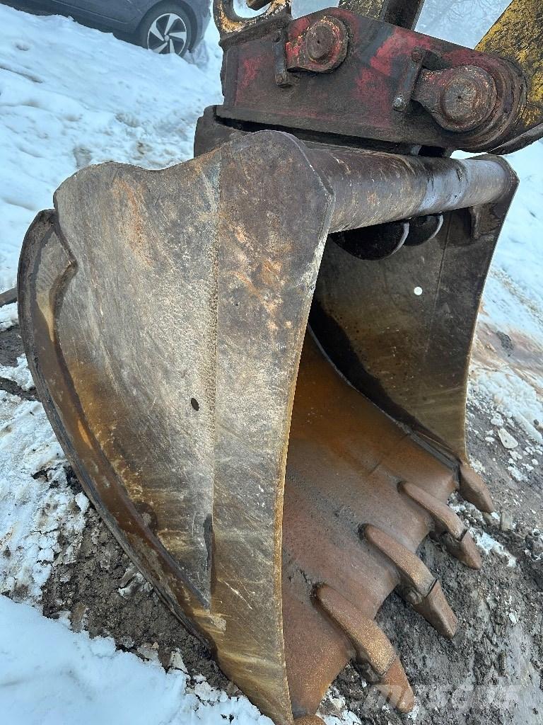 Furukawa 740 Bagri goseničarji