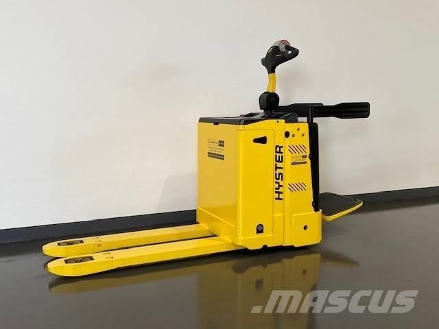 Hyster P2.0S FBW Ročni električni viličar