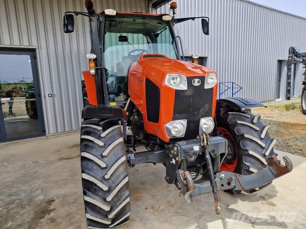 Kubota M 135 GX Traktorji