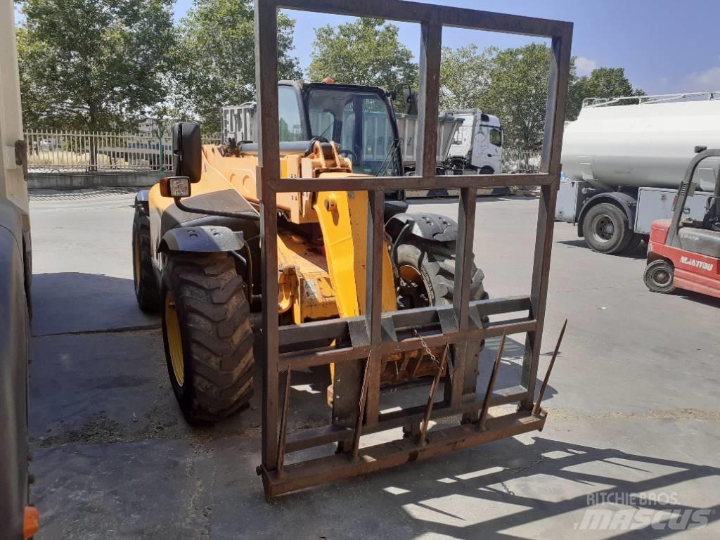 JCB 535-95 Kmetijski teleskopski nakladalci