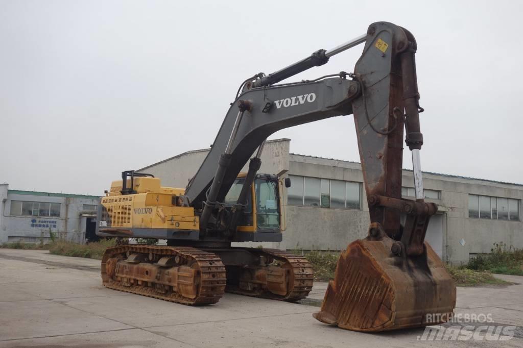 Volvo EC700 Bagri goseničarji