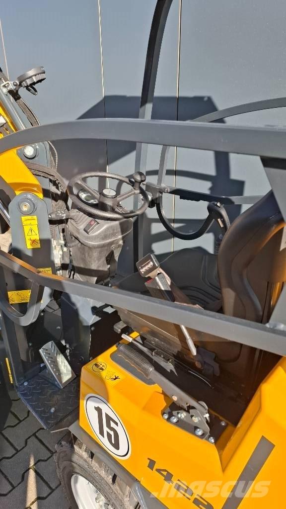 Schäffer 1422 Mini nakladalci