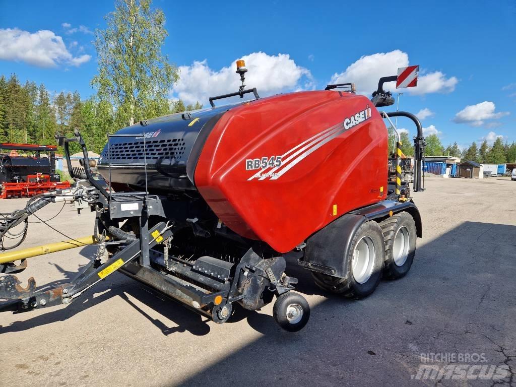 Case IH RB 545 Balirke (okrogle bale)