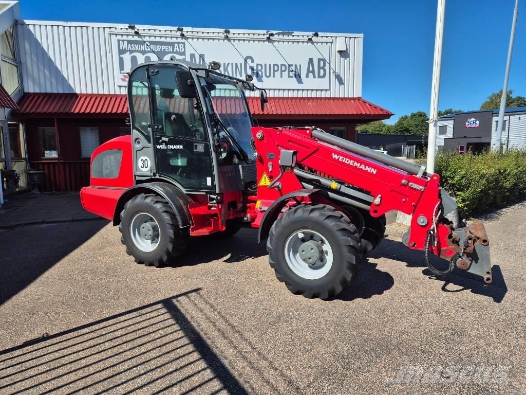 Weidemann 3080T Kmetijski teleskopski nakladalci