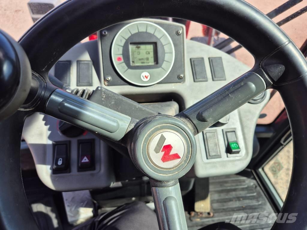 Weidemann 3080T Kmetijski teleskopski nakladalci