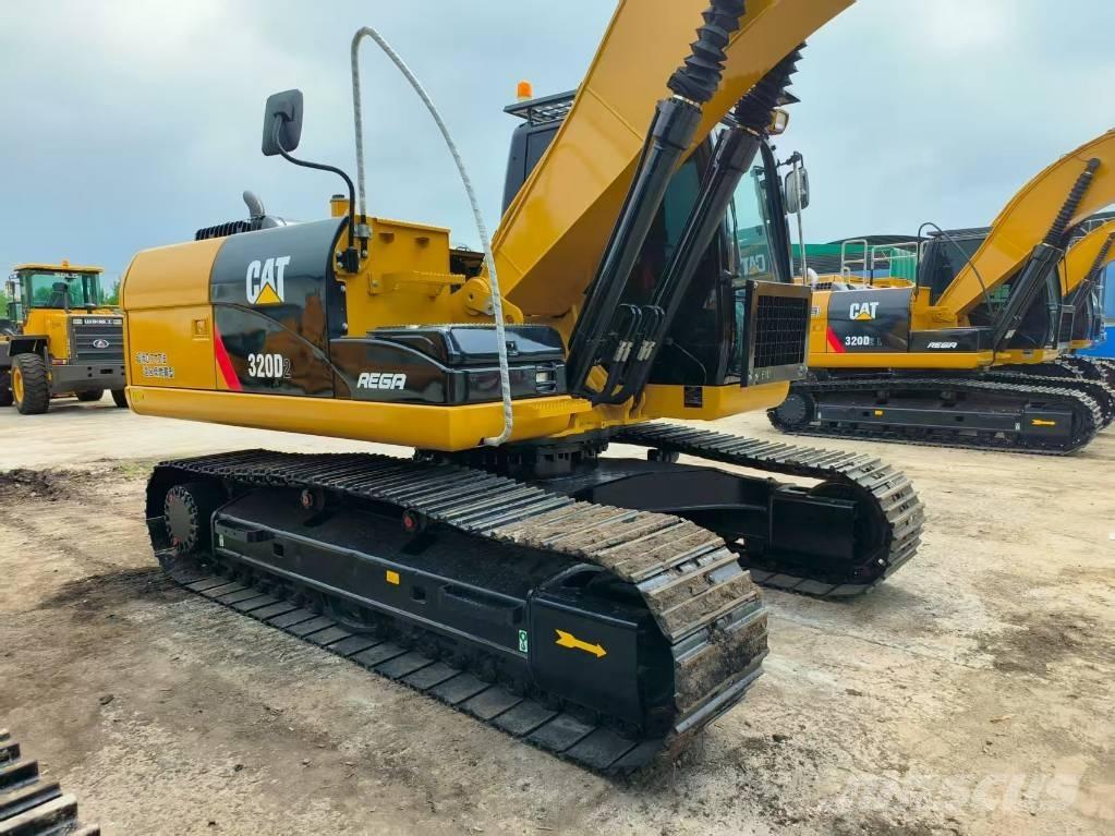 CAT 320 D Bagri goseničarji
