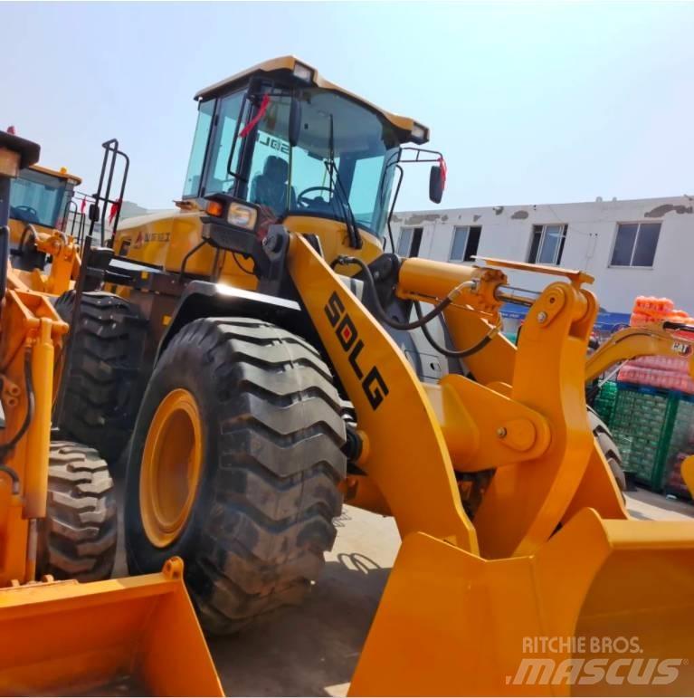 SDLG LG 958 F Kolesni nakladalci