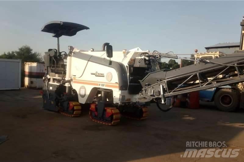 Wirtgen W100F Drugi tovornjaki