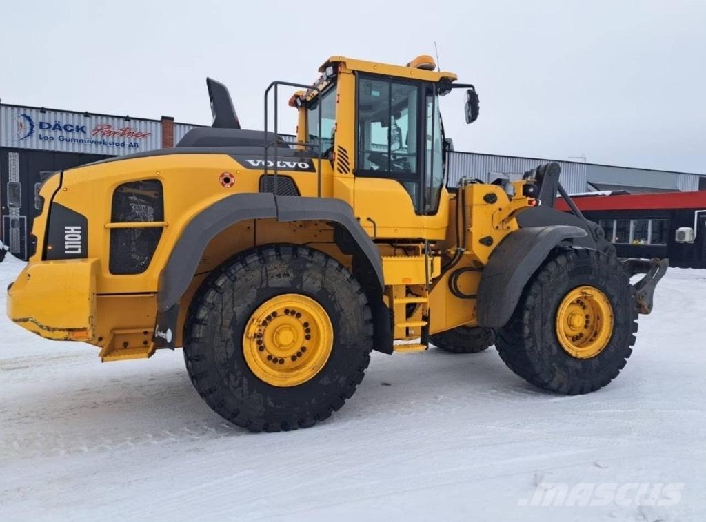 Volvo L 110 Kolesni nakladalci