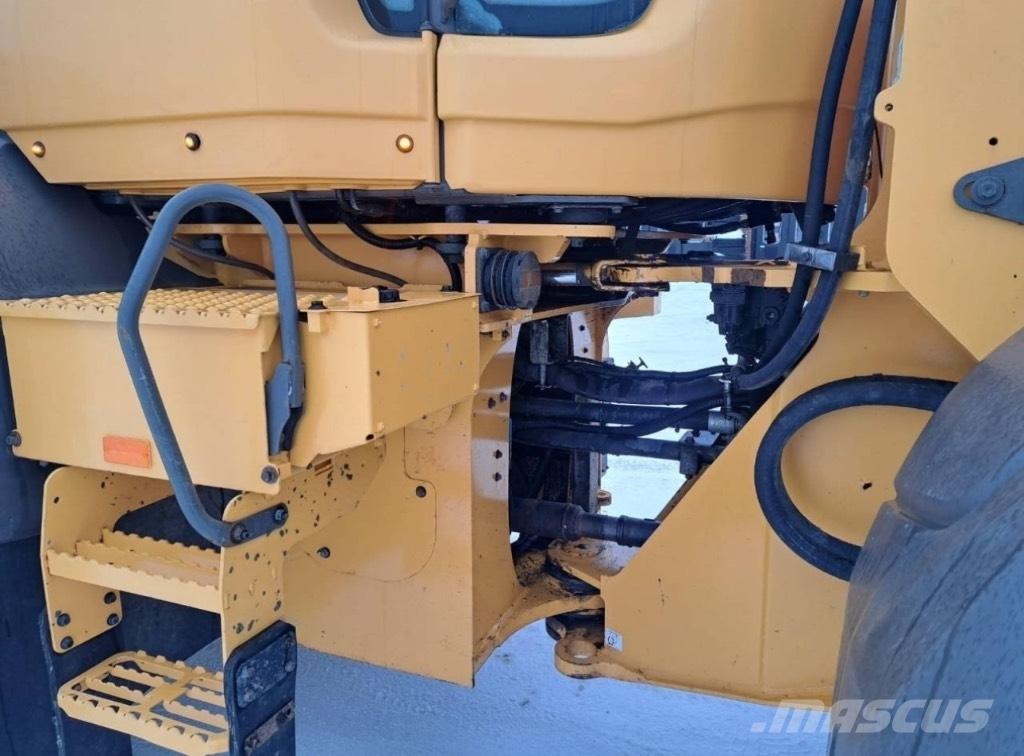 Volvo L 110 Kolesni nakladalci