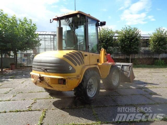 Volvo L30 Kolesni nakladalci