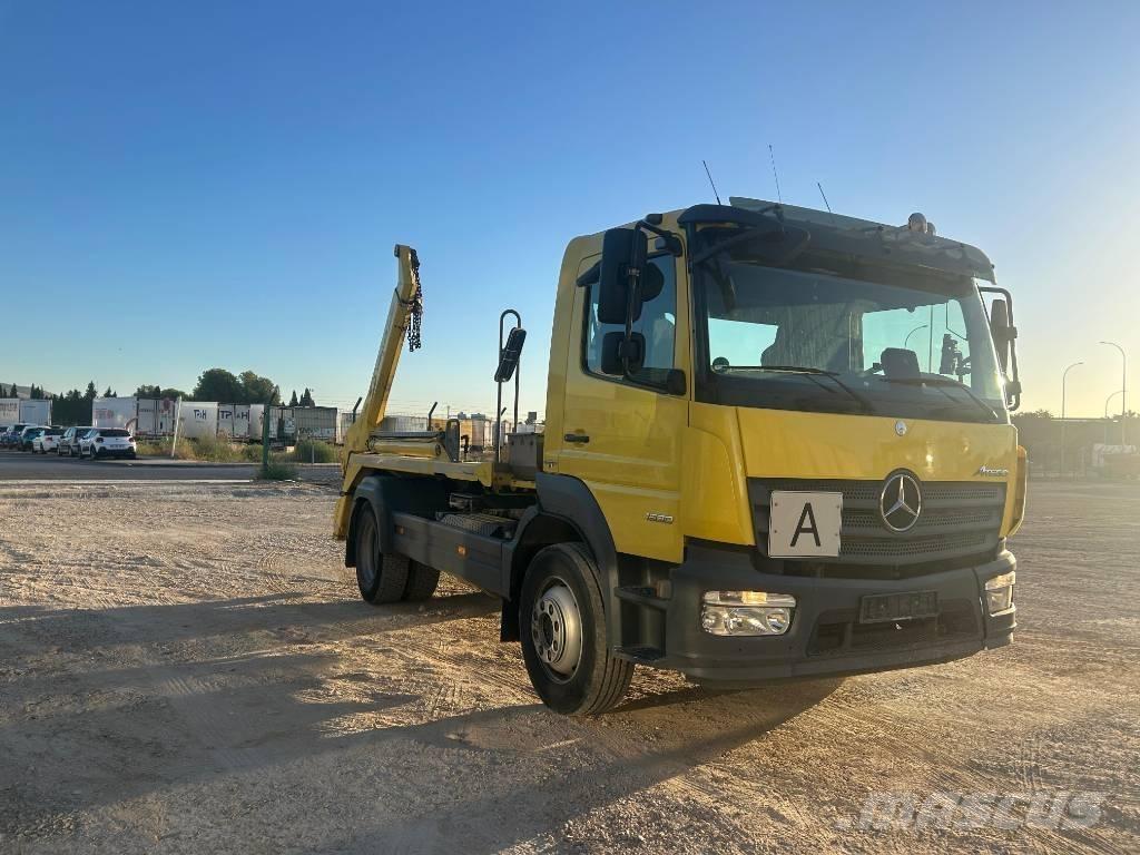 Mercedes-Benz 1530 Kontejnerji za skladiščenje