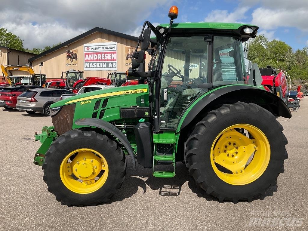 John Deere 5100 R Traktorji