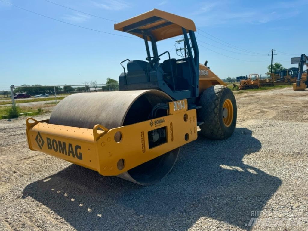 Bomag BW 211 D-40 Kombinirani valjarji