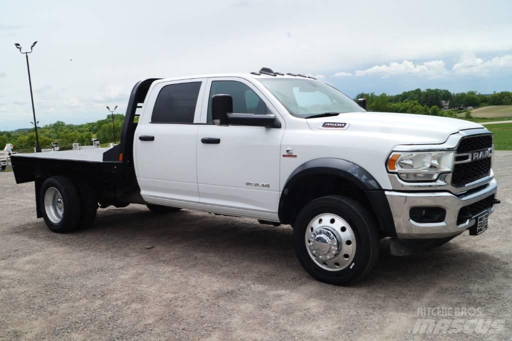 RAM 4500 TRADESMAN Tovornjaki s kesonom/platojem