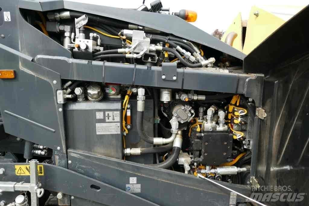 Bomag BF 200 C-2 Manjši stroji za asfalterska dela