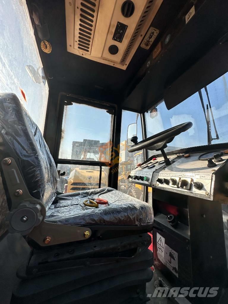 XCMG XD 103 Kompaktorji tal