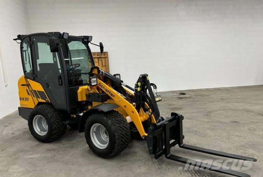 Schäffer 2430 HD Skid steer mini nakladalci