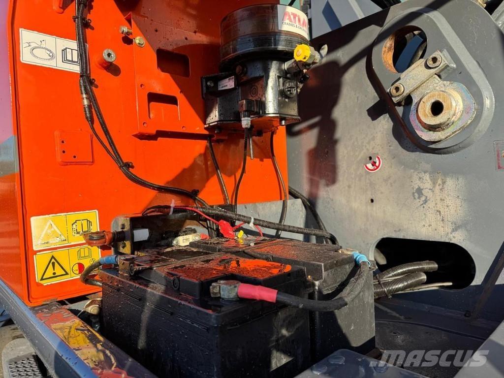 Atlas 250 MH Bagri za prekladanje primarnih/sekundarnih surovin