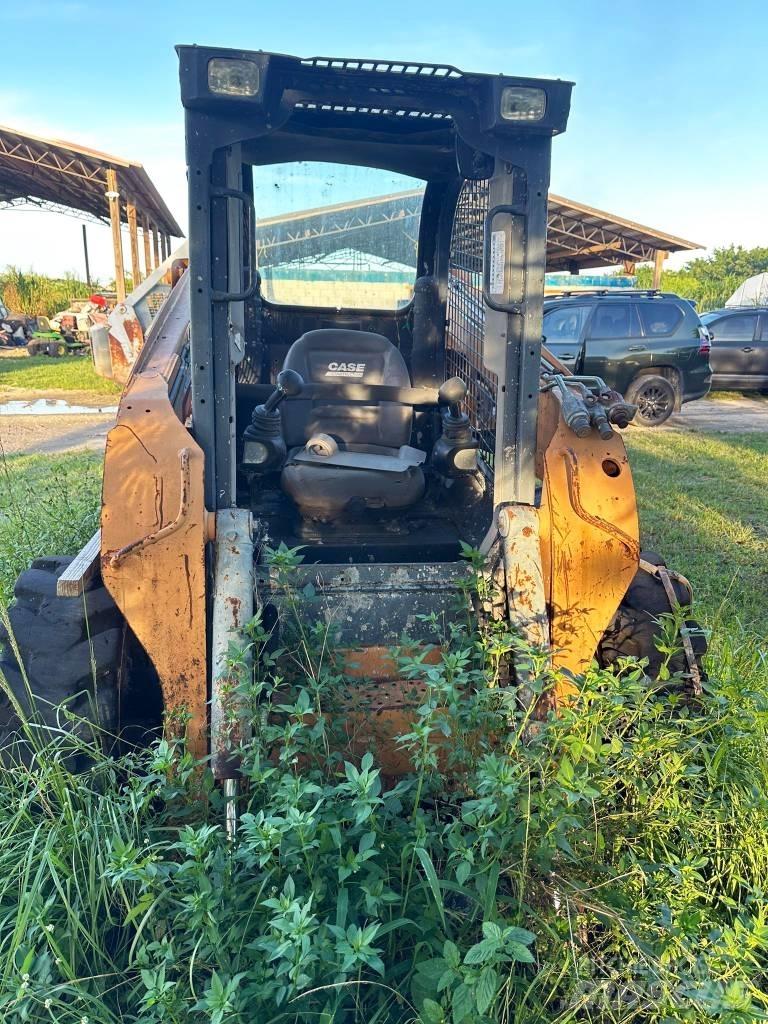 CASE SR 250 Skid steer mini nakladalci