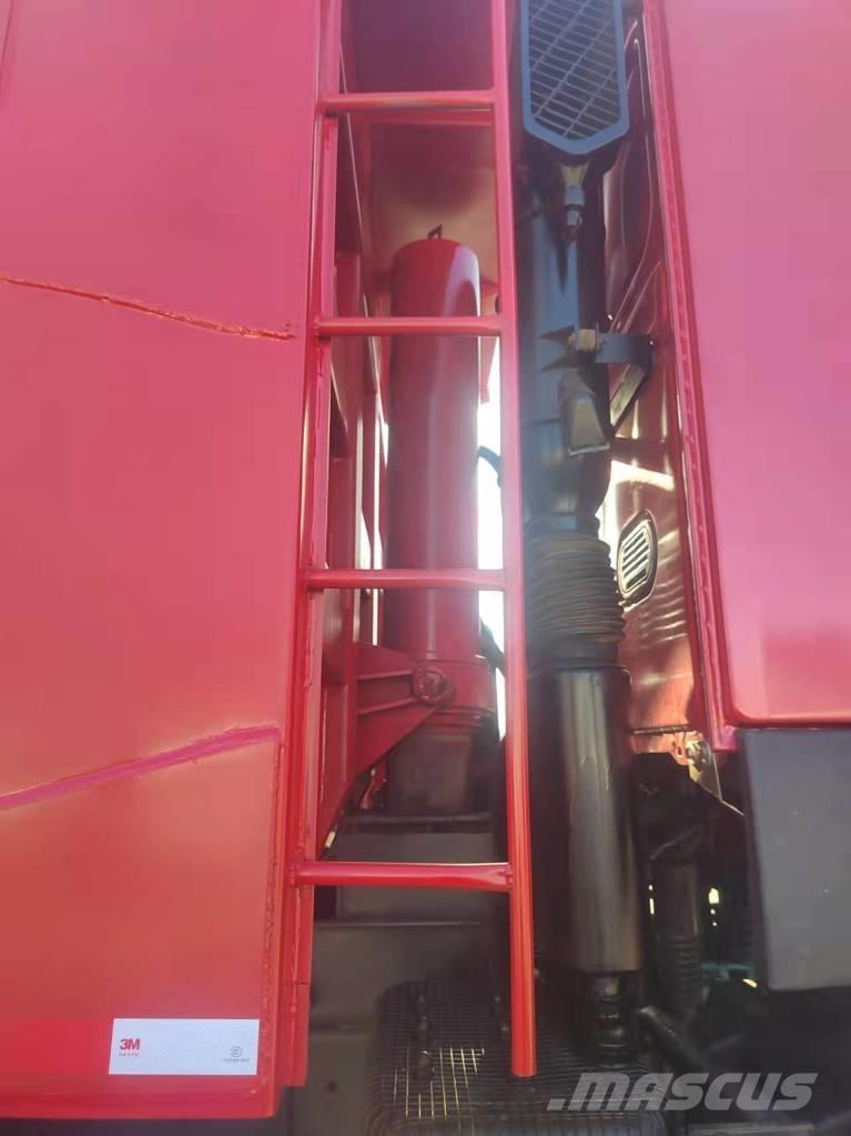 Howo 371 8x4 Kiper tovornjaki