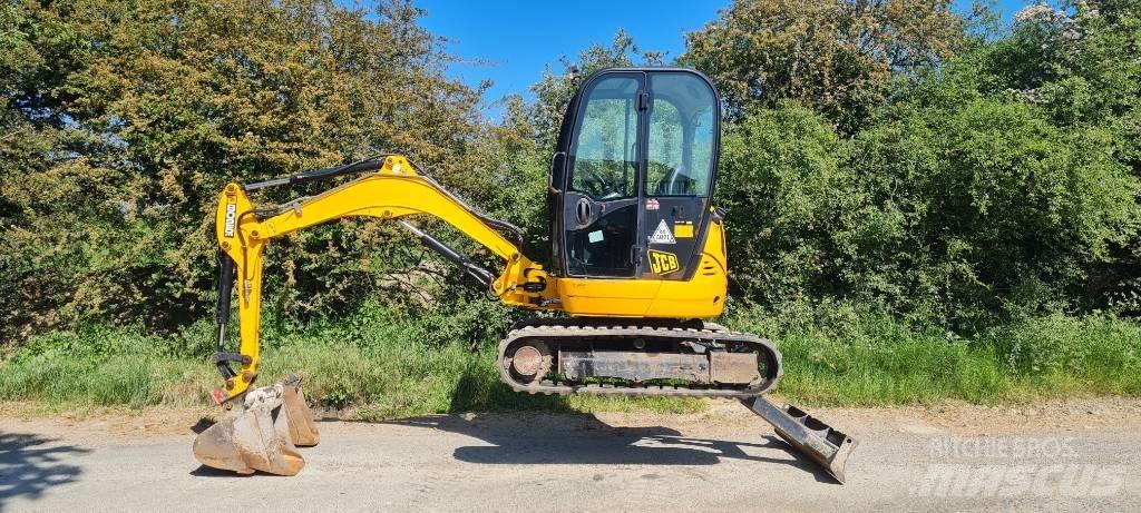 JCB 8025 Mini Digger Mini bagri <7t