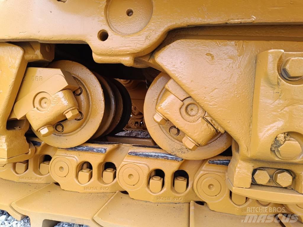 CAT D 10 T Buldožerji goseničarji