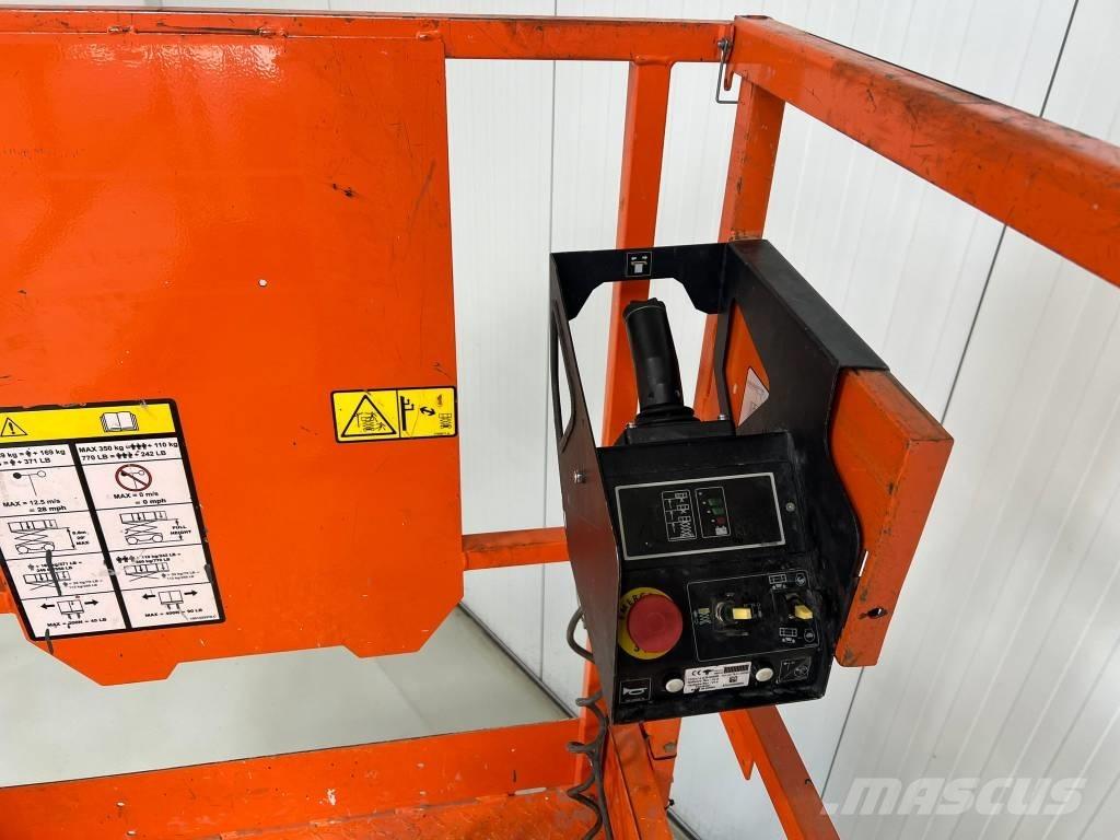 JLG 4045R Škarjaste dvižne ploščadi