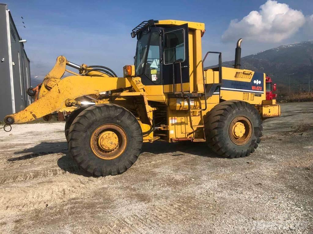 Komatsu WA 420-1H Kolesni nakladalci
