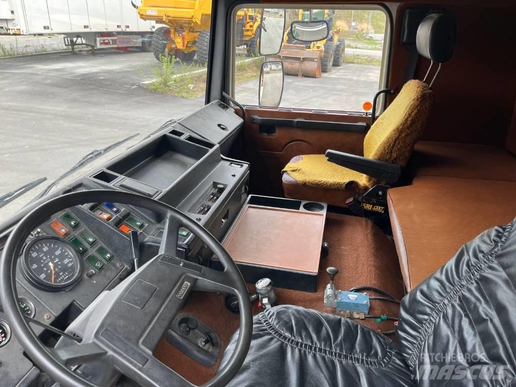 Volvo F 12    Lav km Vlačilci
