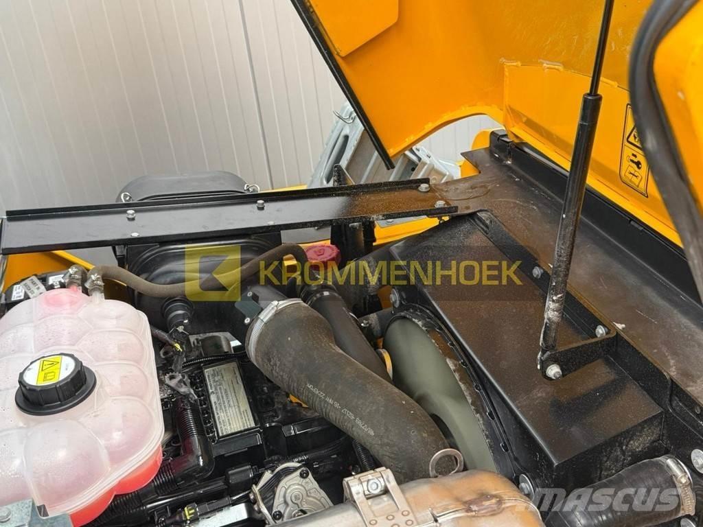 JCB 940 Terenski viličar