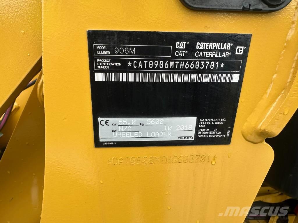CAT 906 M Kolesni nakladalci