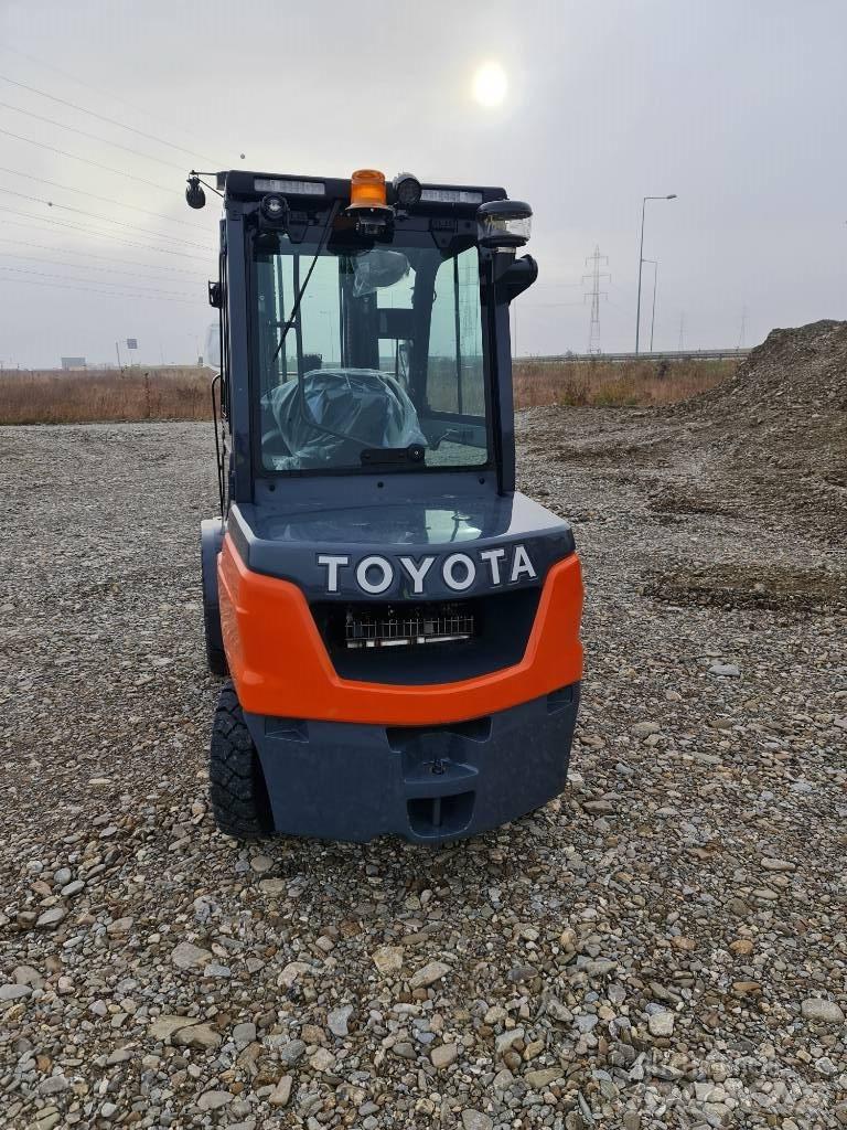 Toyota Tonero Viličarji s pomičnim teleskopom
