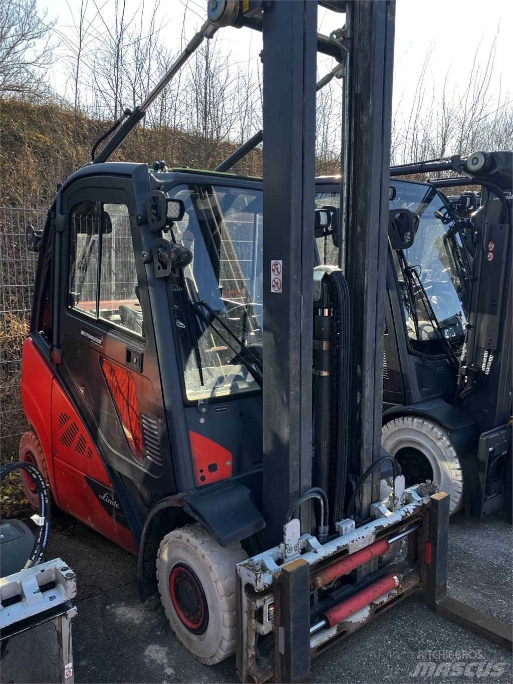 Linde H25T Plinski viličarji