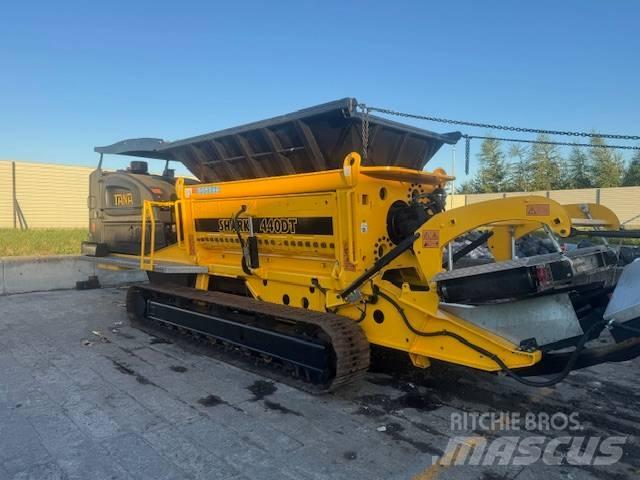 Tana Shark 440 DT Stroji za razrez odpada