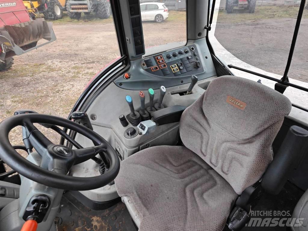 Valtra T 193 Traktorji