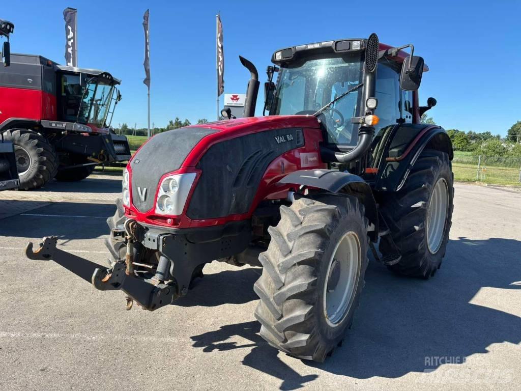 Valtra T 193 Traktorji