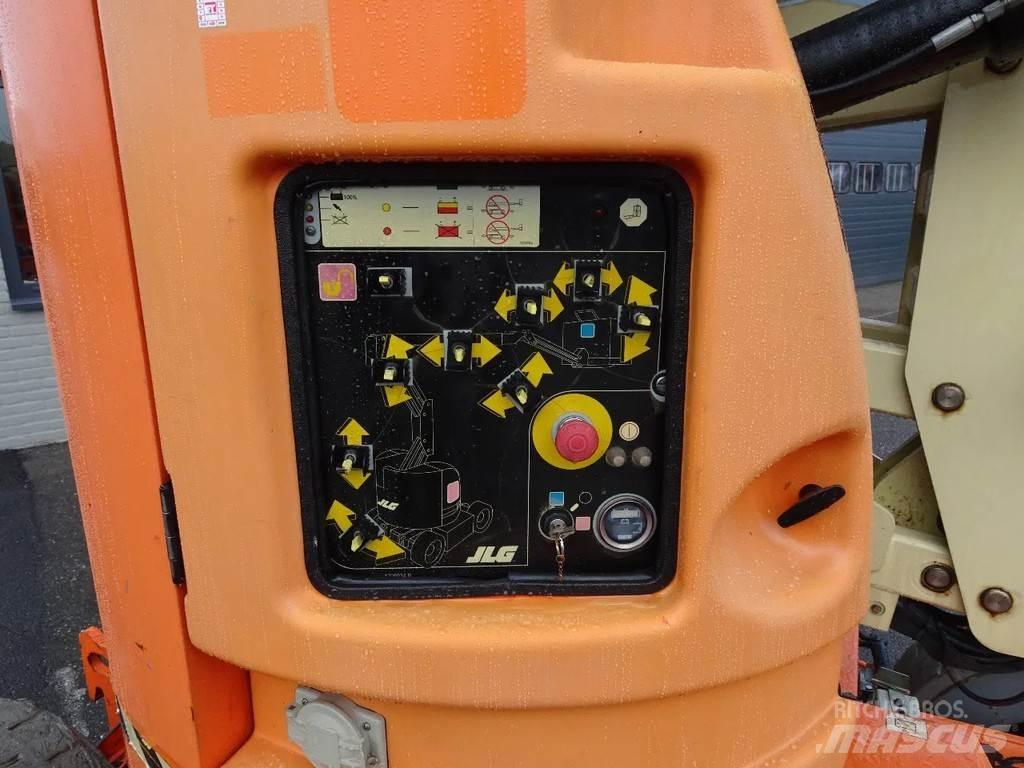 JLG E300AJP Zglobne dvižne ploščadi