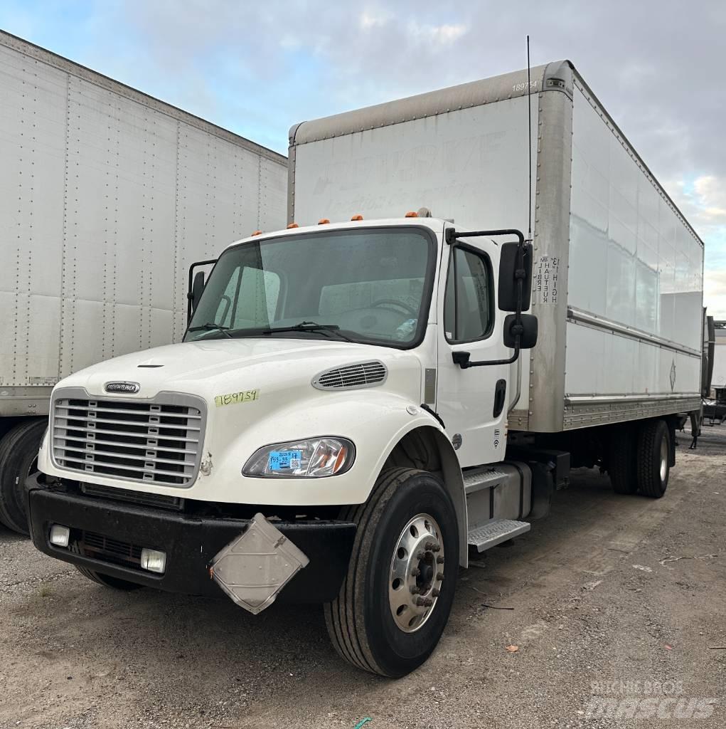 Freightliner M2 106 Tovornjaki zabojniki