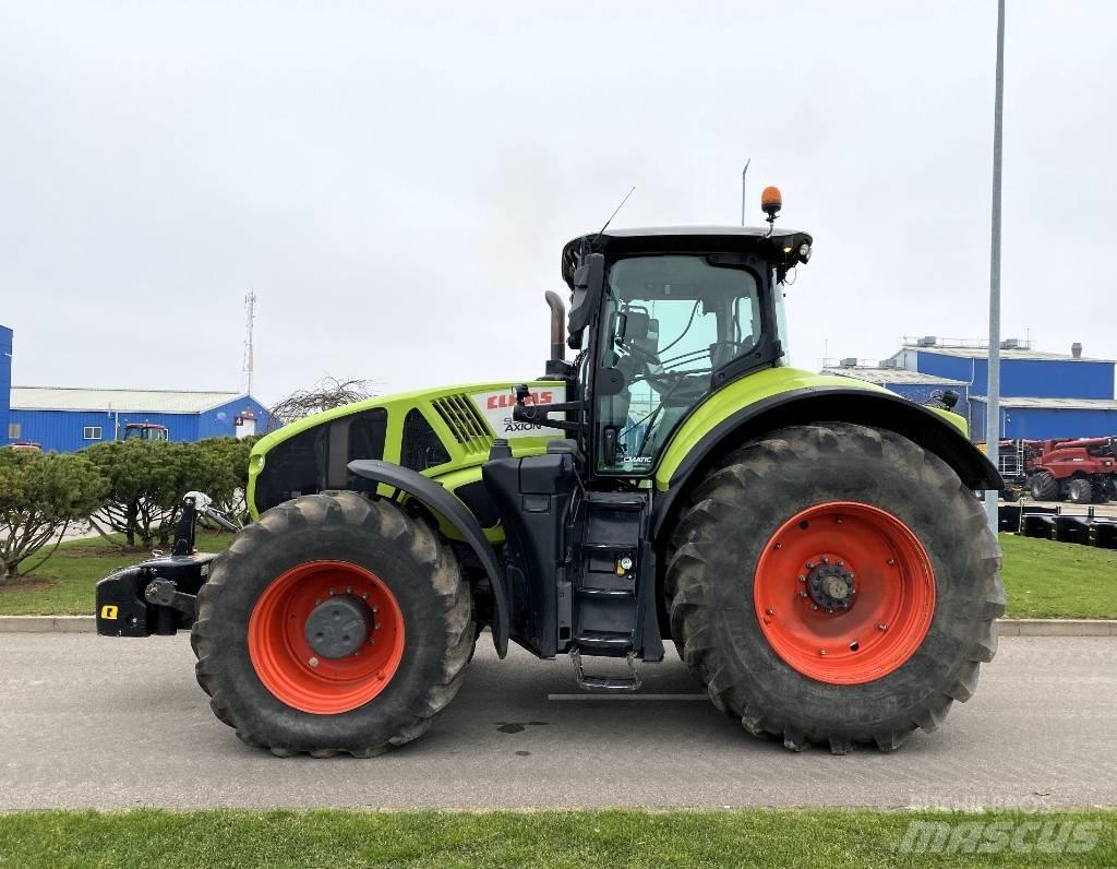 CLAAS Axion 950 Traktorji