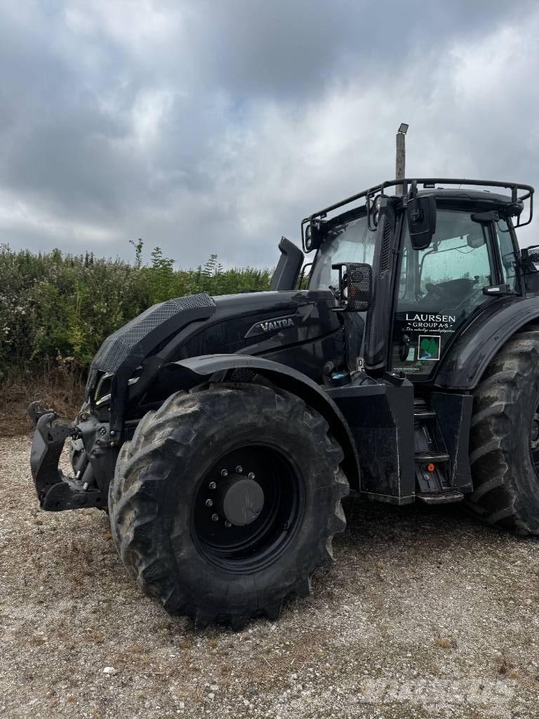 Valtra T 235 Direct Traktorji